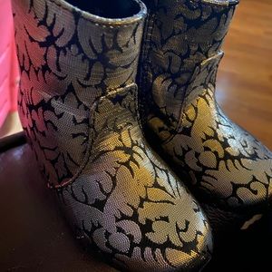 Toddler boots